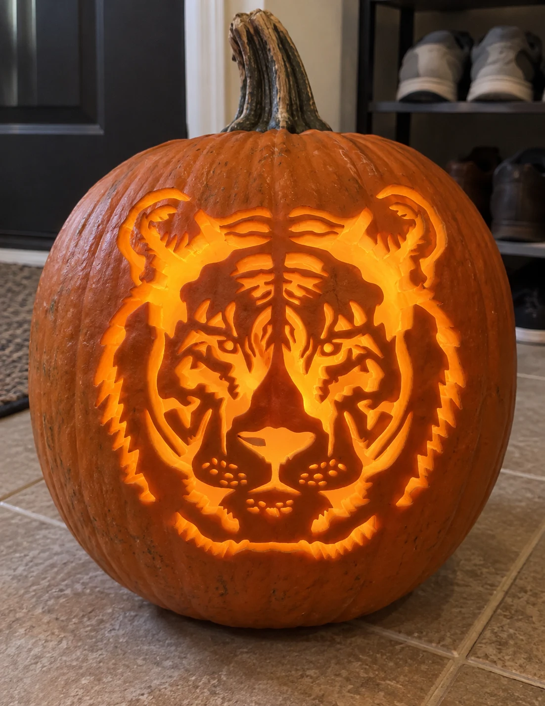 Tiger Face Pumpkin Stencil preview